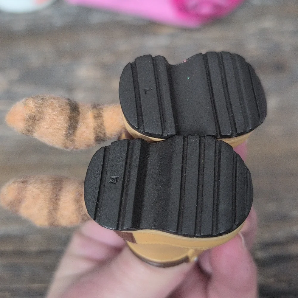 Hiking Boots with Raccoon Tail For Dolls - Picture 7 of 7